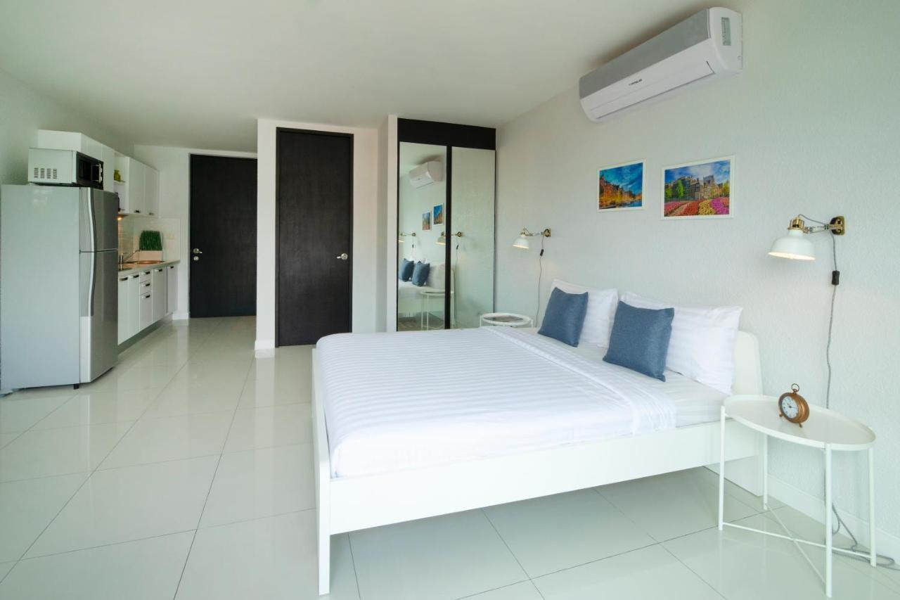 South Beach Pattaya Jomtien Beach Exterior photo